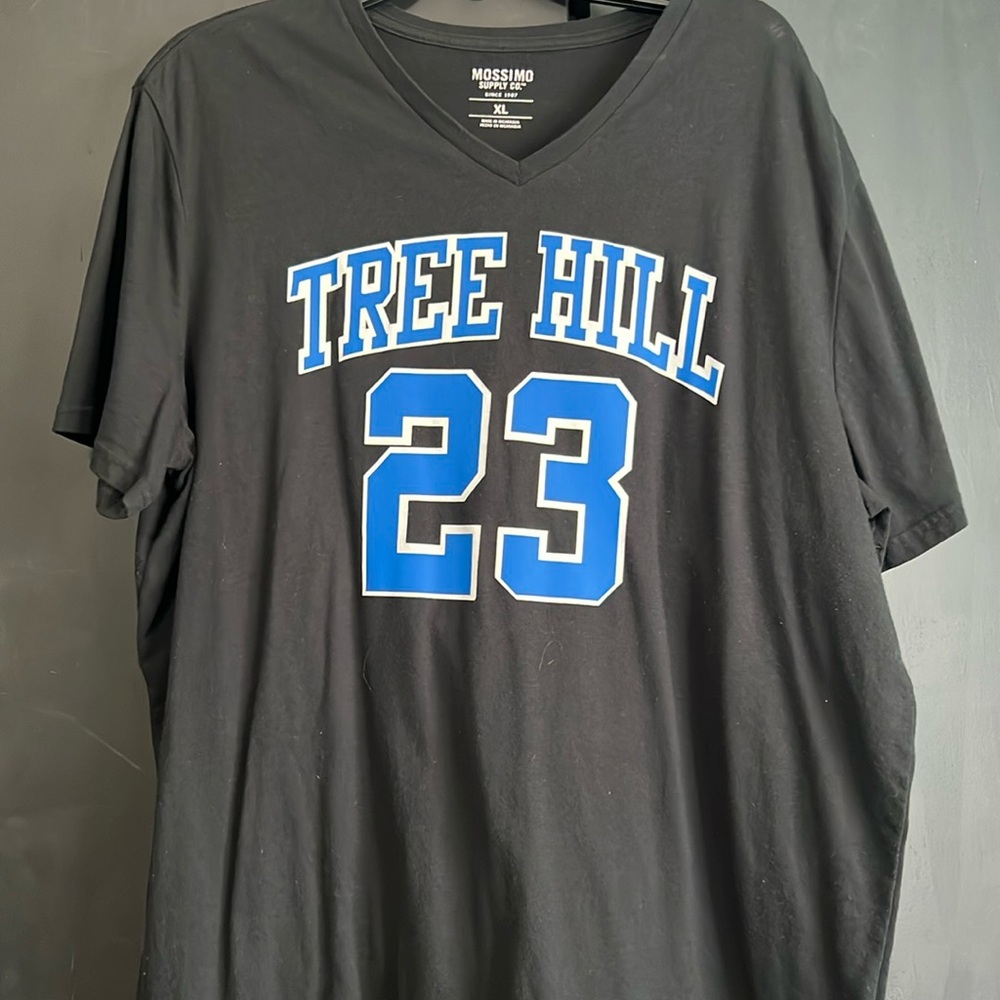 One Tree Hill Nathan Scott shirt